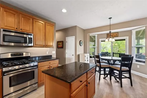 Kitchen - 25 Richards Run, Springboro, OH 45066 photo 4 of 5