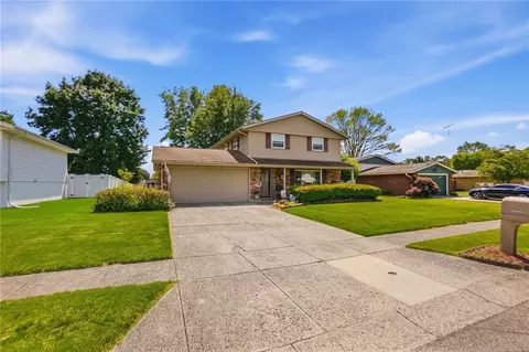 5302 Ottawa Dr, Fairborn, OH 45324 photo 2