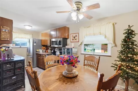 5302 Ottawa Dr, Fairborn, OH 45324 photo 23