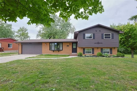 3573 Kemp Rd, Dayton, OH 45431