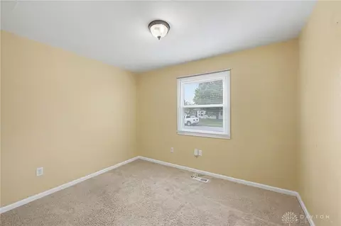 Bedroom - 3020 Sudbury Dr, Kettering, OH 45420 photo 1 of 2