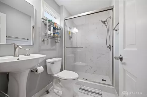 Bath - 3232 Brinton Trl, Cincinnati, OH 45241 photo 9 of 10