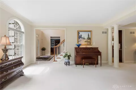 Entry Way - 3232 Brinton Trl, Cincinnati, OH 45241 photo 5 of 9