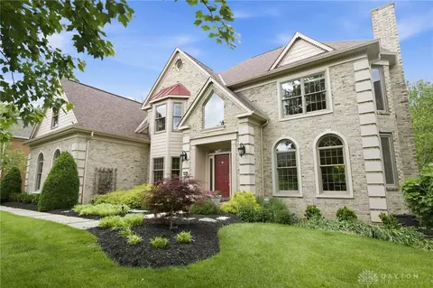 3232 Brinton Trl, Cincinnati, OH 45241