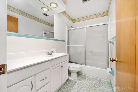 5397 Robert Ave, Cincinnati, OH 45248 photo 17