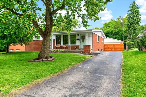 Exterior - 3136 Delaney St, Kettering, OH 45420 photo 2 of 8