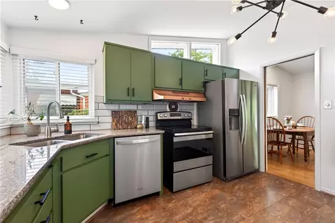Kitchen - 3136 Delaney St, Kettering, OH 45420 photo 2 of 4