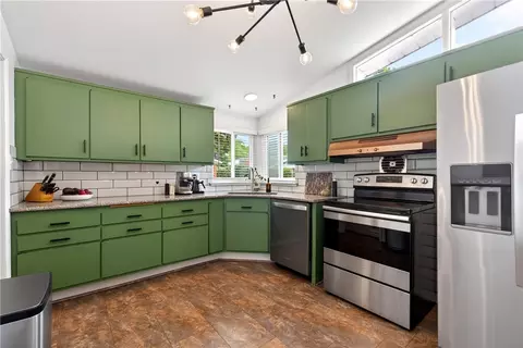 Kitchen - 3136 Delaney St, Kettering, OH 45420 photo 1 of 4