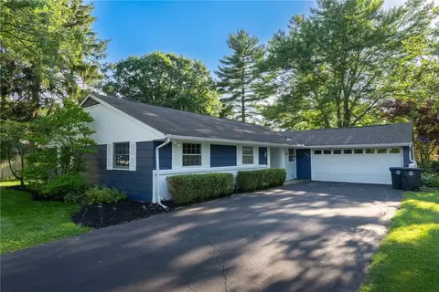 289 Monarch Rd, Washington Township, OH 45458