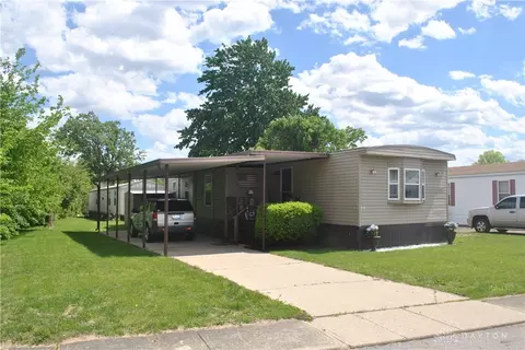 12155 Wellington Ave, Medway, OH 45341