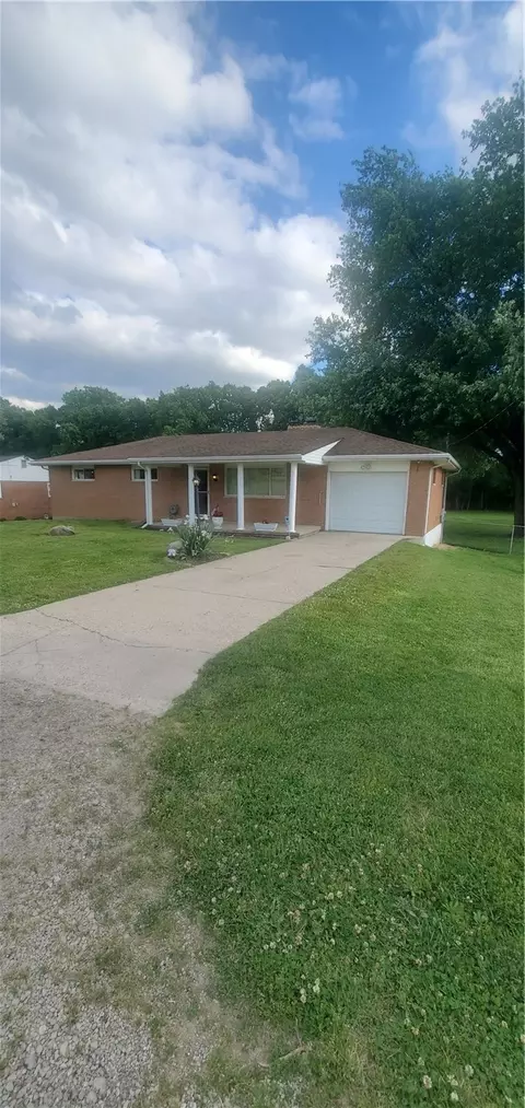 467 Lomar Dr, Carlisle, OH 45005