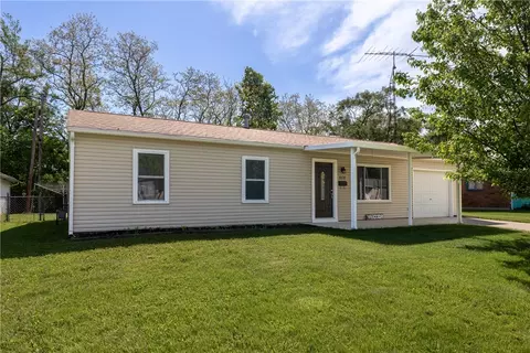 868 Cliffside Dr, New Carlisle, OH 45344
