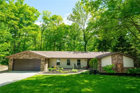 8951 Deep Forest Ln, Washington Township, OH 45458