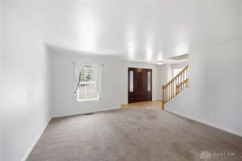 1087 Kingsview Ct, Maineville, OH 45039 photo 10