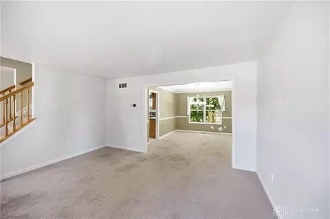 1087 Kingsview Ct, Maineville, OH 45039 photo 8