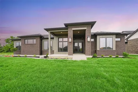 1198 Normandy Rue, Clearcreek Twp, OH 45458