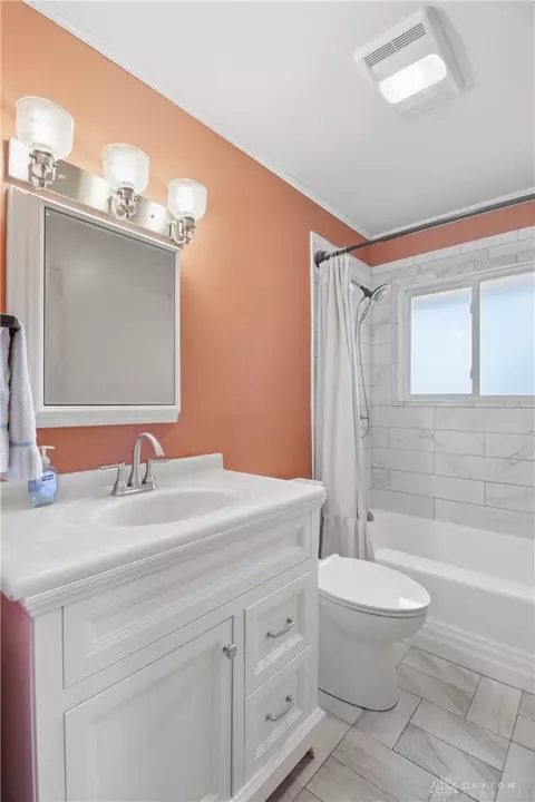 Bath - 340 Macready Ave, Monroe, OH 45050 photo 2 of 2