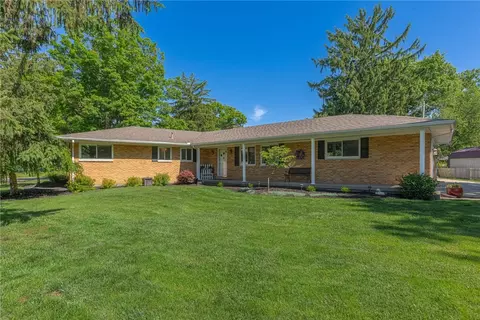 6459 Sweet Briar Ln, Washington Township, OH 45459