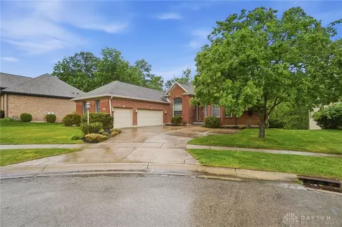3947 Liam Ct, Bellbrook, OH 45305