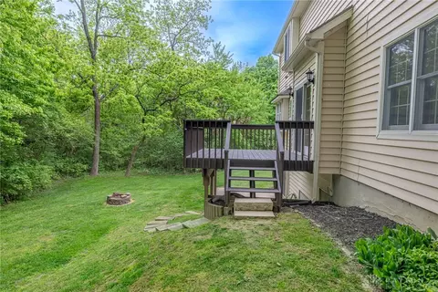 Exterior - 1989 Home Path Ct, Centerville, OH 45459 photo 4 of 8