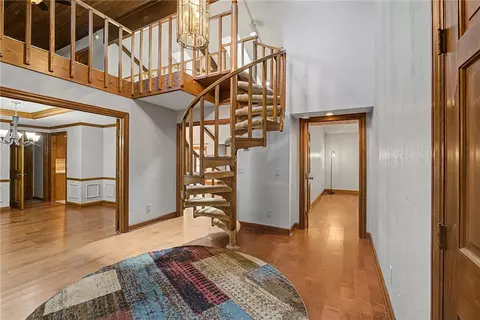 Entry Way - 7147 Fallen Oak, Centerville, OH 45459 photo 5 of 8