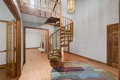 Entry Way - 7147 Fallen Oak, Centerville, OH 45459 photo 4 of 8
