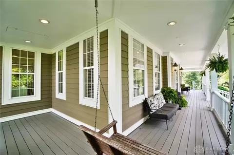 Exterior - 4380 N River Rd, Springfield, OH 45502 photo 5 of 16