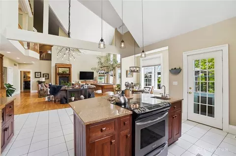 Kitchen - 4380 N River Rd, Springfield, OH 45502 photo 3 of 6