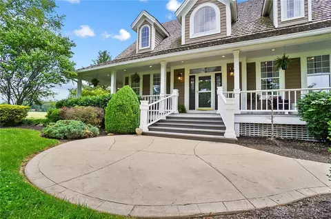 Exterior - 4380 N River Rd, Springfield, OH 45502 photo 3 of 16