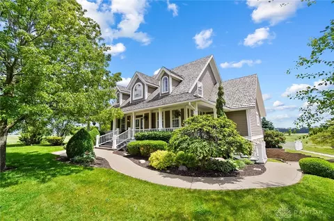 Exterior - 4380 N River Rd, Springfield, OH 45502 photo 2 of 16
