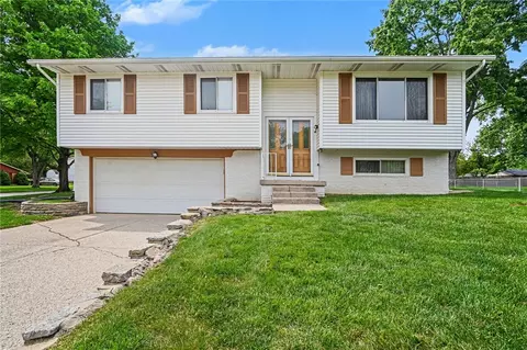 2040 Penbrooke Trl, Dayton, OH 45459