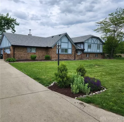 2447 N Tulane Dr, Dayton, OH 45431