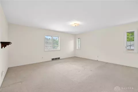Bedroom - 3048 Locust Camp Rd, Kettering, OH 45419 photo 1 of 7