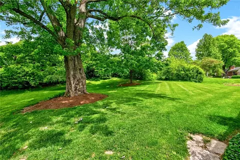 Exterior - 3048 Locust Camp Rd, Kettering, OH 45419 photo 8 of 9