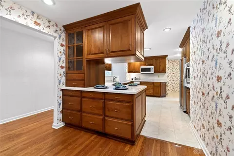 Kitchen - 3048 Locust Camp Rd, Kettering, OH 45419 photo 7 of 7