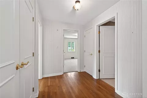 Entry Way - 3048 Locust Camp Rd, Kettering, OH 45419 photo 2 of 4