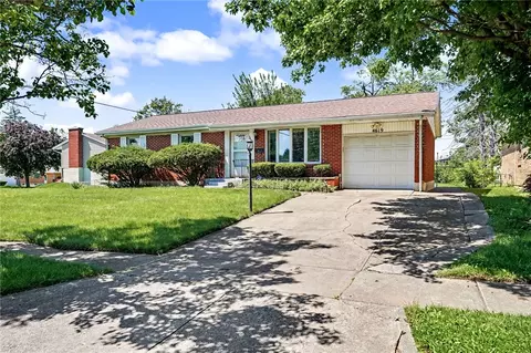 4619 College View Dr, Dayton, OH 45417