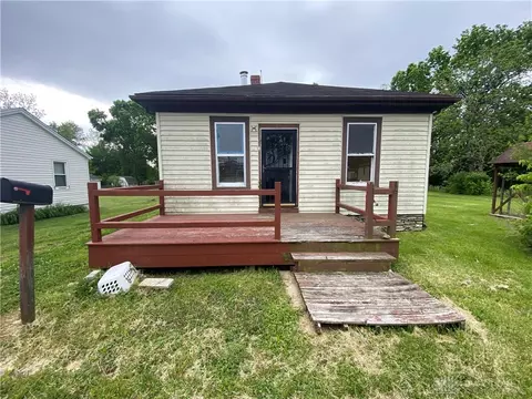 111 W Warren St, Lebanon, OH 45036