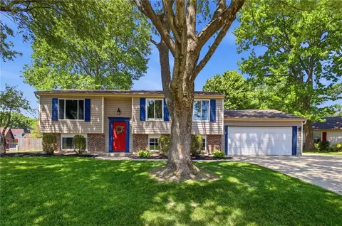 1835 Statehouse Ct, Sugarcreek Township, OH 45305