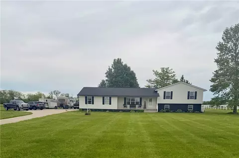 4201 Hussey Rd, Jamestown, OH 45335