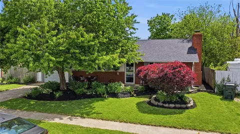 420 Falcon Dr, New Carlisle, OH 45344