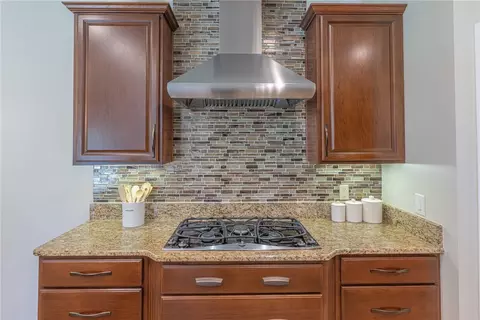 Kitchen - 7625 Deer Path Ct, Springboro, OH 45066 photo 8 of 8
