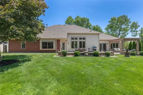Exterior - 7625 Deer Path Ct, Springboro, OH 45066 photo 5 of 12
