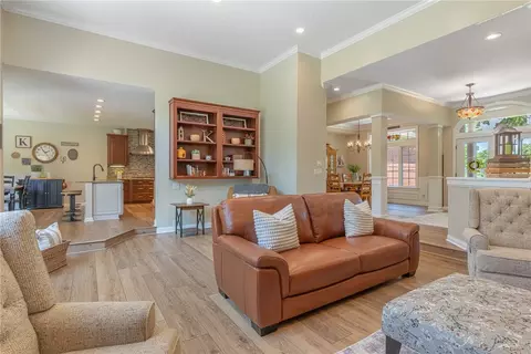 Living - 7625 Deer Path Ct, Springboro, OH 45066 photo 5 of 5
