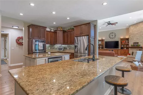 Kitchen - 7625 Deer Path Ct, Springboro, OH 45066 photo 2 of 8