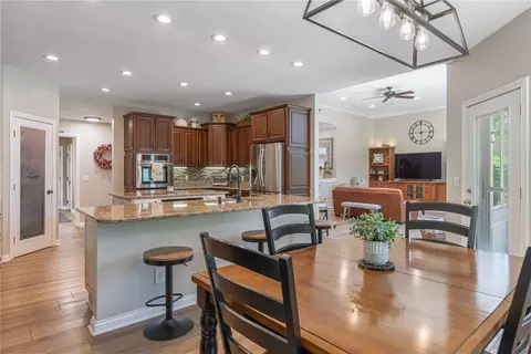Dining - 7625 Deer Path Ct, Springboro, OH 45066 photo 3 of 3
