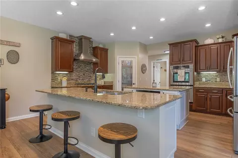 Kitchen - 7625 Deer Path Ct, Springboro, OH 45066 photo 1 of 8