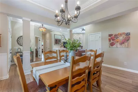 Dining - 7625 Deer Path Ct, Springboro, OH 45066 photo 2 of 3