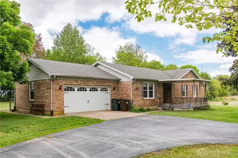 11794 Putnam Rd, Englewood, OH 45322