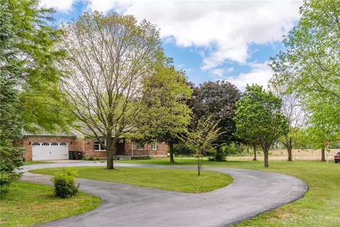 11794 Putnam Rd, Englewood, OH 45322